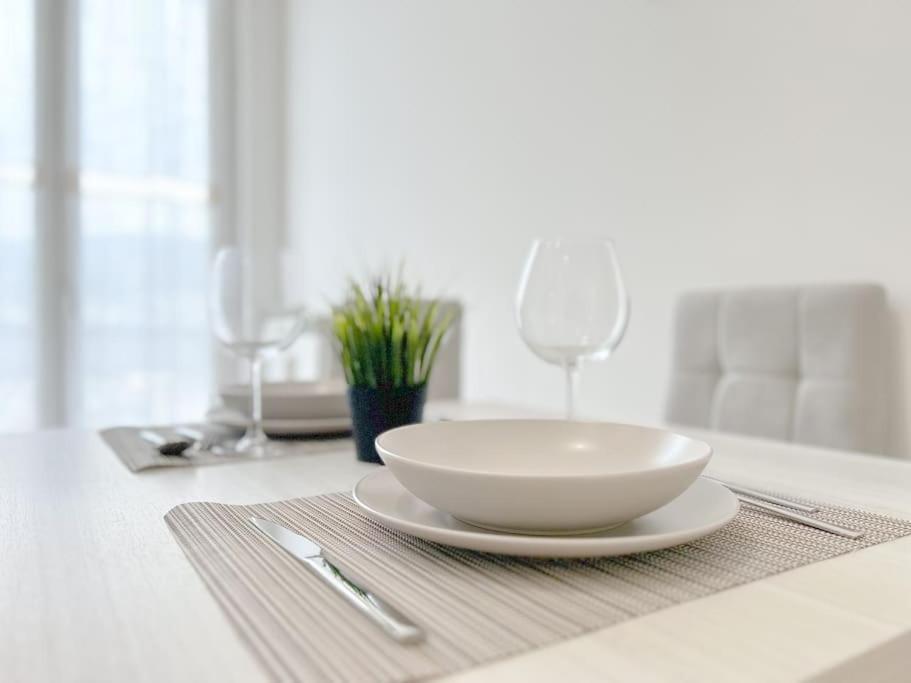 Elegant Apartment - Wifi - Smart Tv - Netflix 热那亚 外观 照片