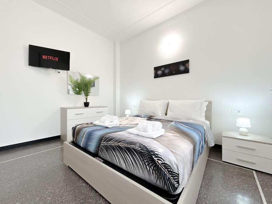 Elegant Apartment - Wifi - Smart Tv - Netflix 热那亚 外观 照片